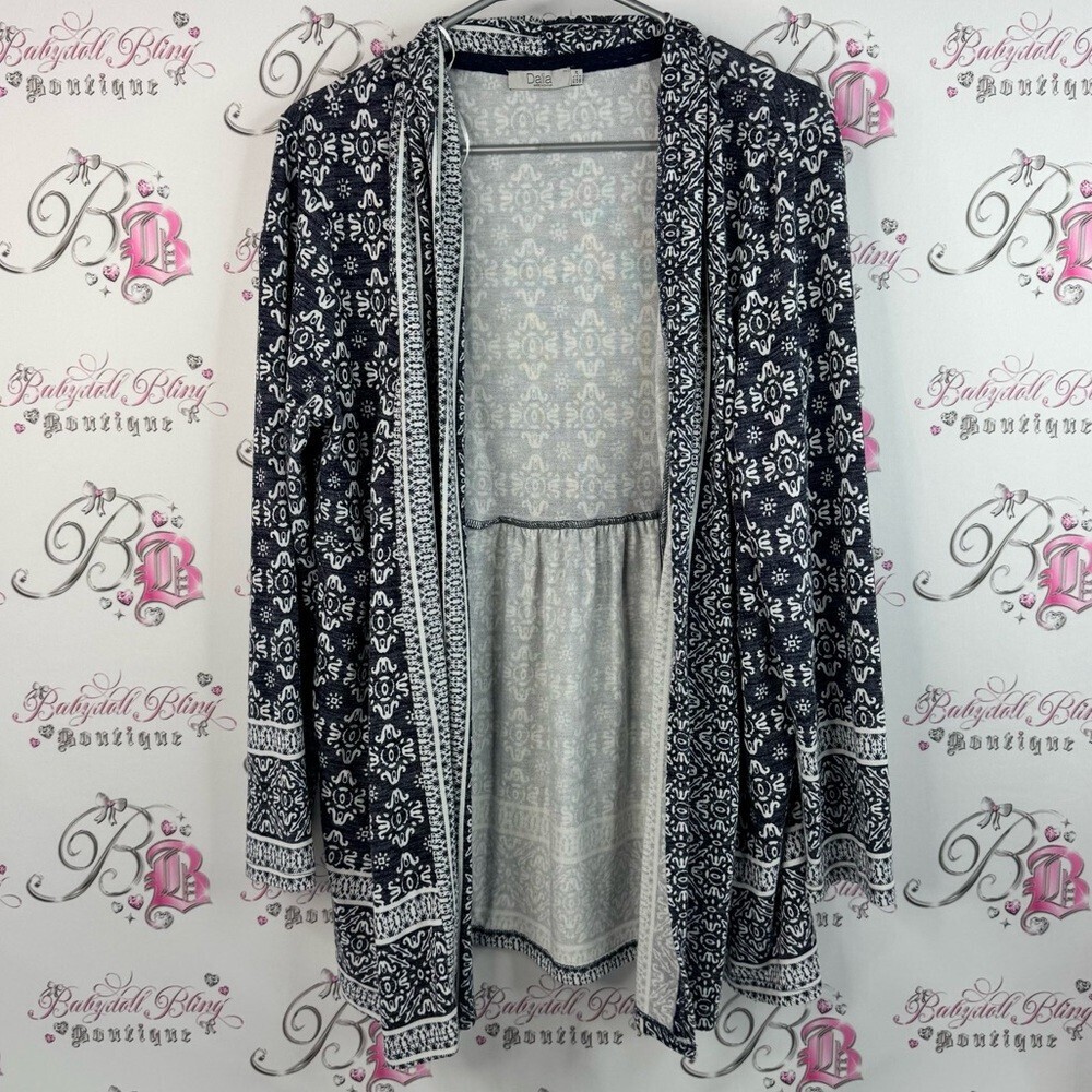 Dalia cardigan paisley open waterfall style comfy Black White Floral Cardigan
